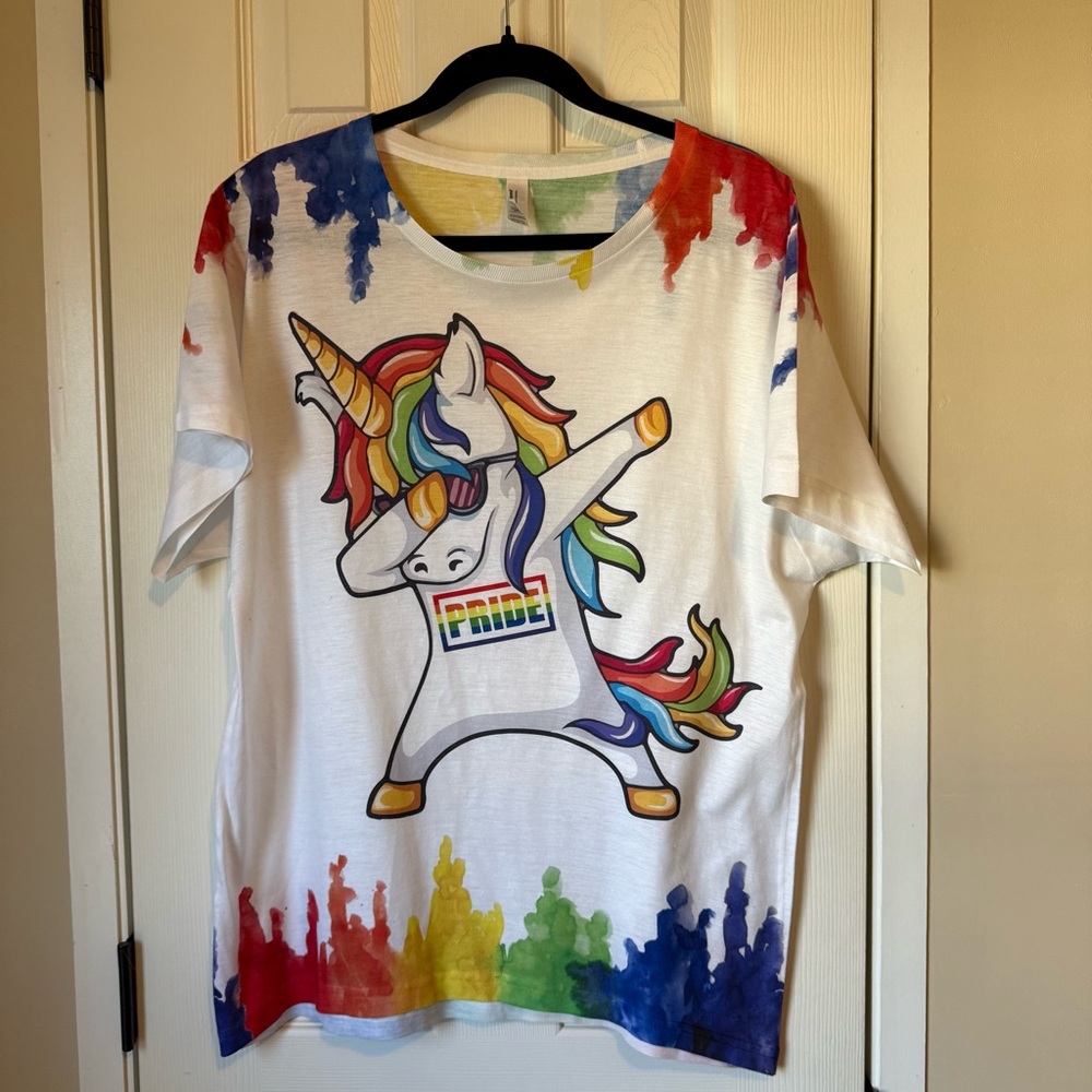 American Apparel Rainbow Unicorn Unisex Tee Medium